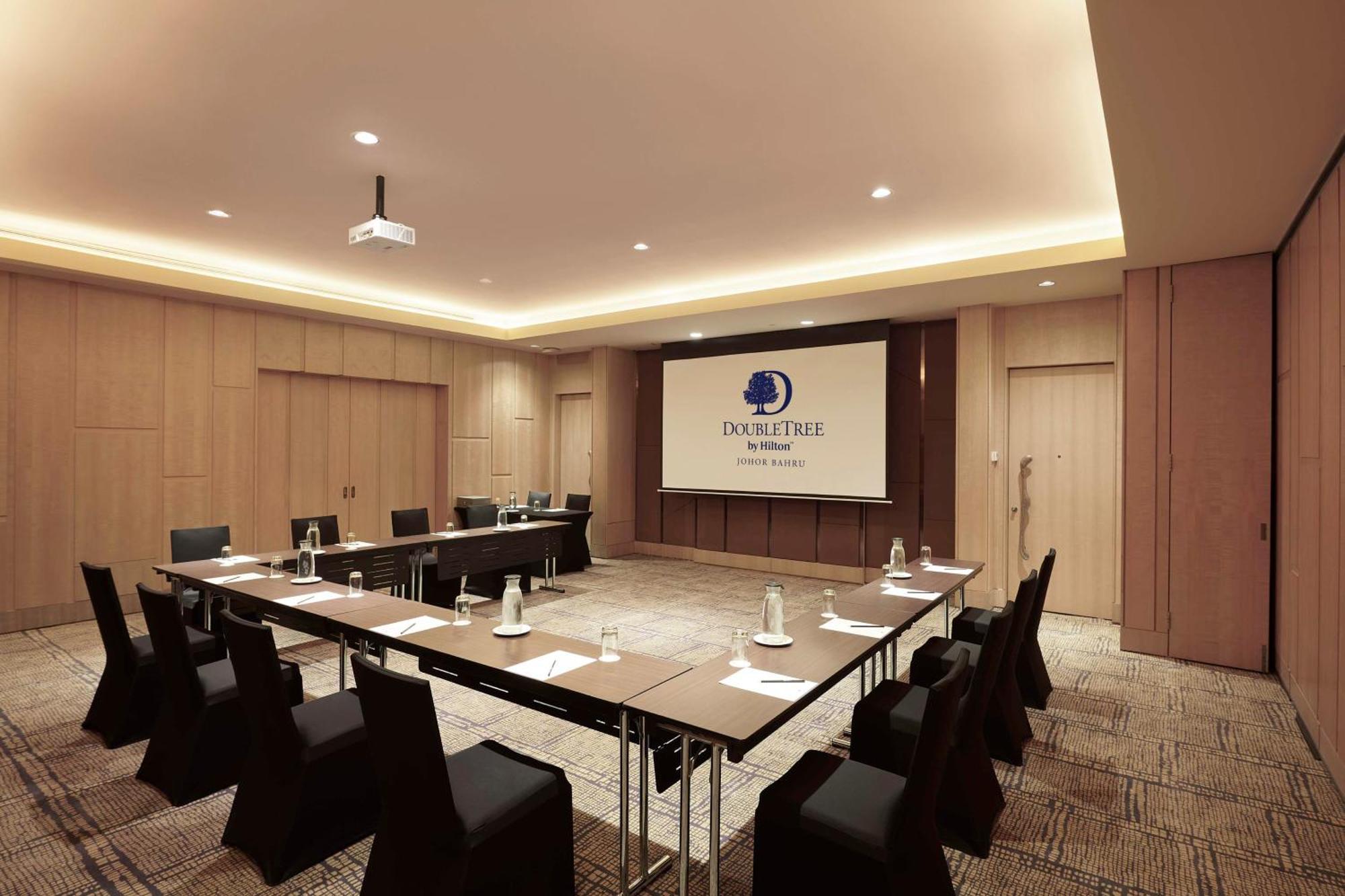 Hotel Doubletree By Hilton 4*