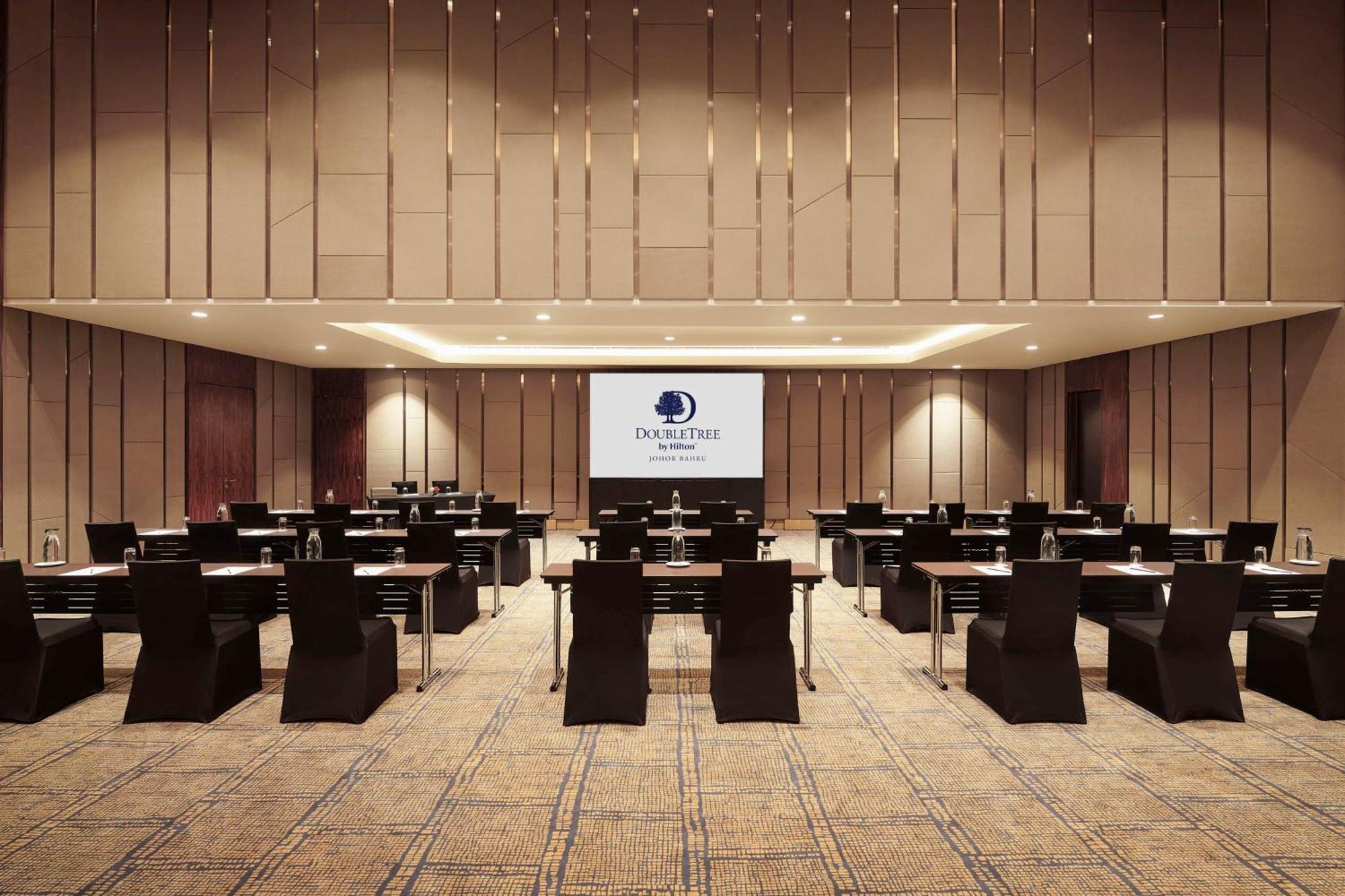 Doubletree By Hilton 4*