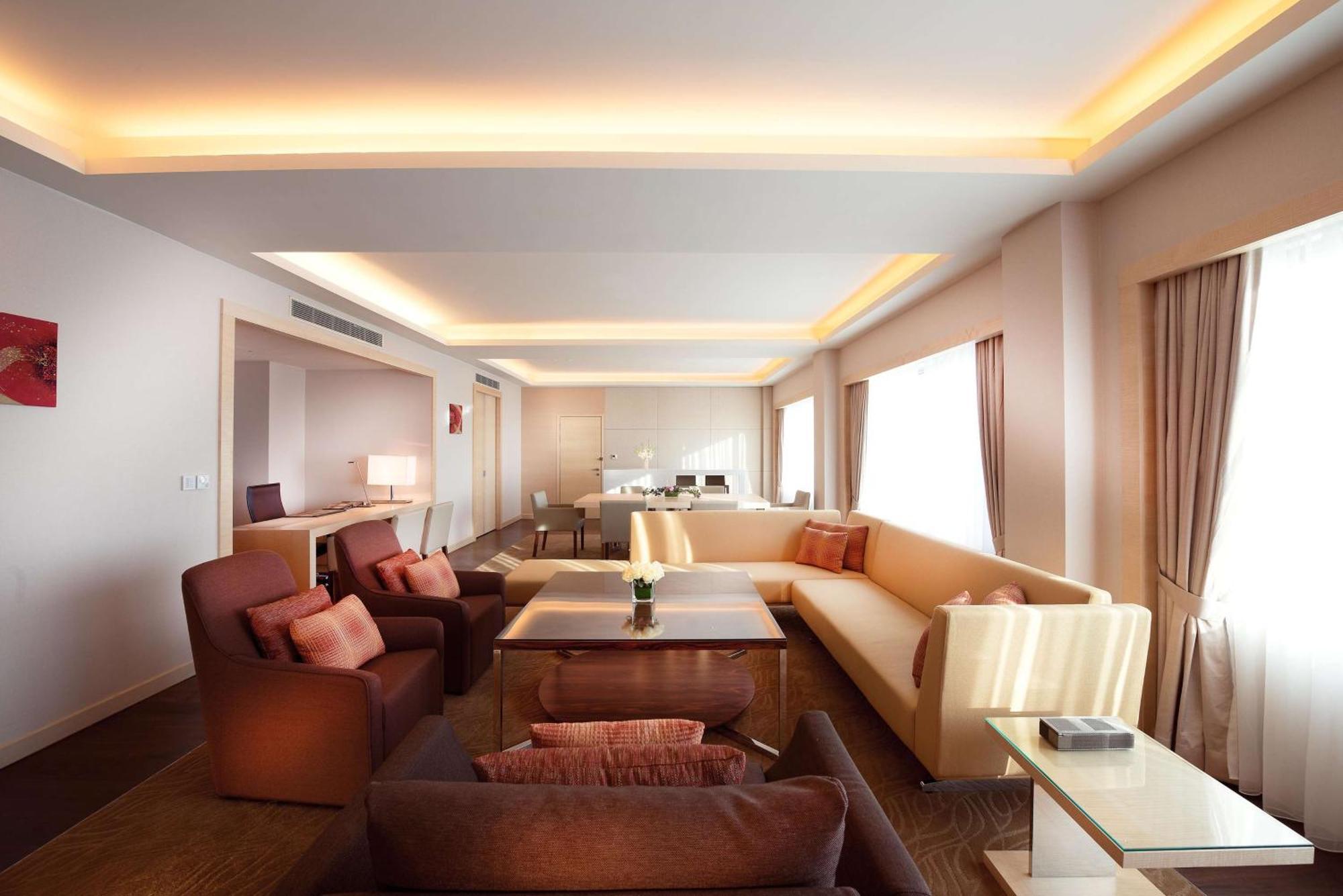 Doubletree By Hilton Hotel